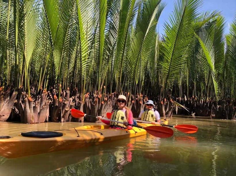 Hoi An: Old Town to Mangrove Forest Kayak Tour - Equipment Checklist: What They Give You and What You Still Need