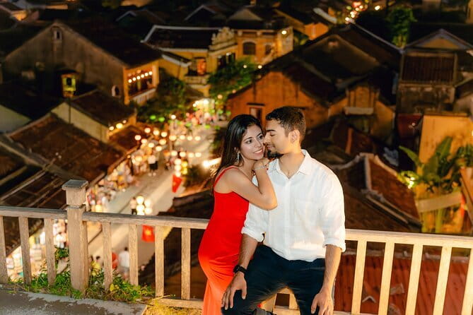 Hoi An Pre Wedding Standard Package - Hoi An Ancient Town Is the Real Star Here