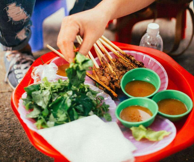 Hoi An: Private Evening Food Tour by Bike - Why a private evening bike food tour fits Hoi An so well