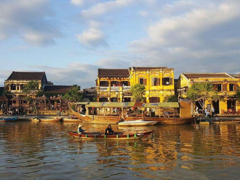 Hoi An: Private Lantern Cruise on the Thu Bon River - From the deck: Cam Nam Bridge, Moon Bridge, and market views