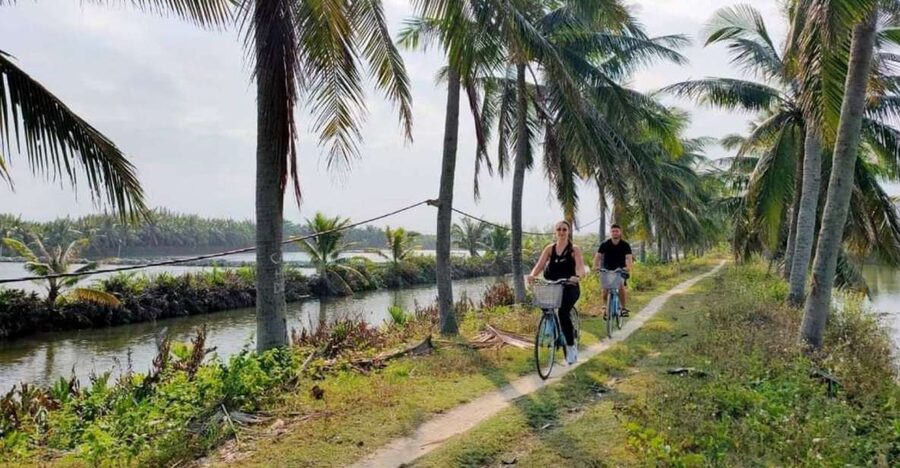 Hoi An: Private Villages Biking Tour with Meal - Key highlights worth your time