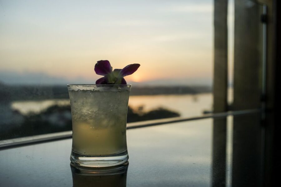 Hoi An: Secret Cocktail Experience - Dress, rain, and comfort tips for Old Town walking