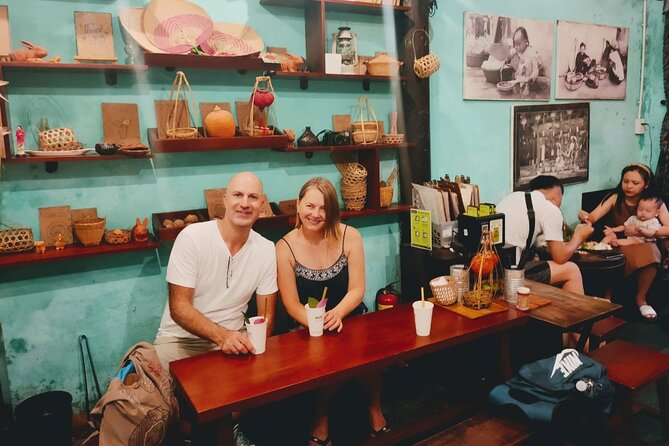Hoi An street food tour - The workshop stop: white rose dumplings, wontons, and pound cakes
