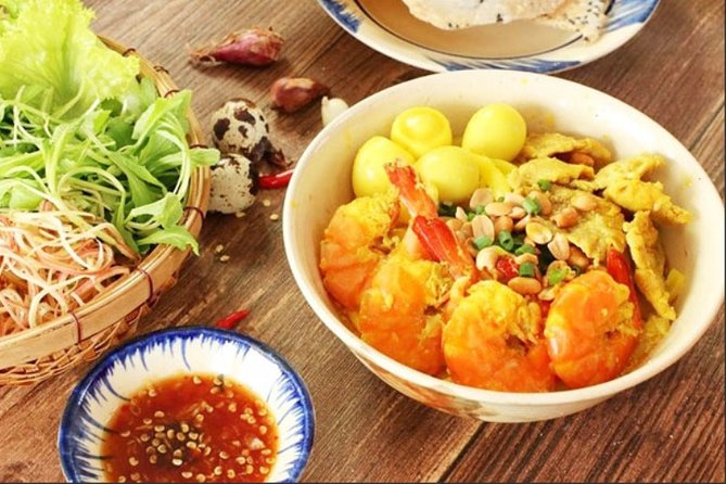 Hoi An Street Food Tour- The Real Taste Of Hoi An - Stop 3: Quang noodles at Mì Quảng Ông Hai (Mr. Hai)