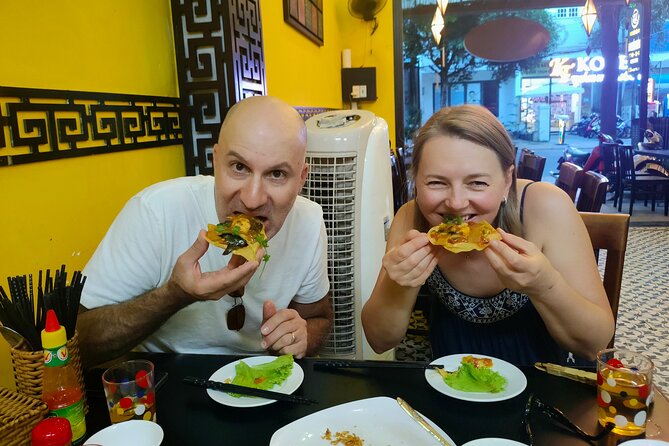Hoi An street food tour - Picking up near Almanity: the start that sets your whole evening