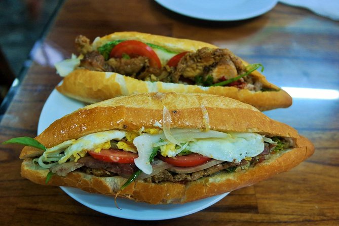 Hoi An Street Food Walking Tour with Tastings - Hoi An at 3pm: why this street food walk fits your trip
