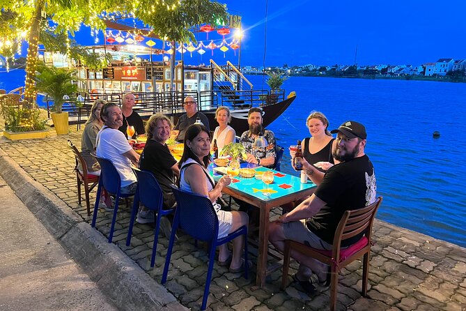 HOI AN Sunset Food Tour - Night Market - Lantern Streets - Night market on An Hoi island: lanterns plus fast souvenir browsing