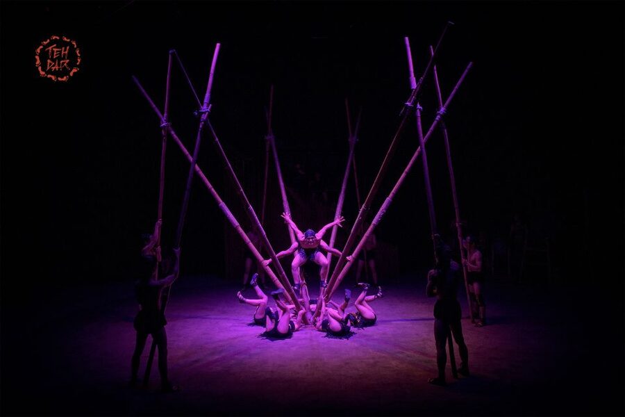 Hoi An: Teh Dar Vietnamese Bamboo Circus at Lune Center - Live tribal instruments: why the music changes everything
