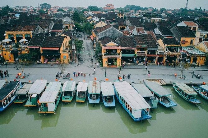 Hoi An 'Town & Country' Private Tour - Sunset lantern area and night market: how to time the atmosphere