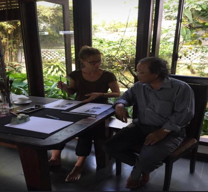 Hoi An: Traditional Vietnamese Calligraphy Class in Oldtown - Fur pen, Chinese ink, and Do rice paper: the hands-on part