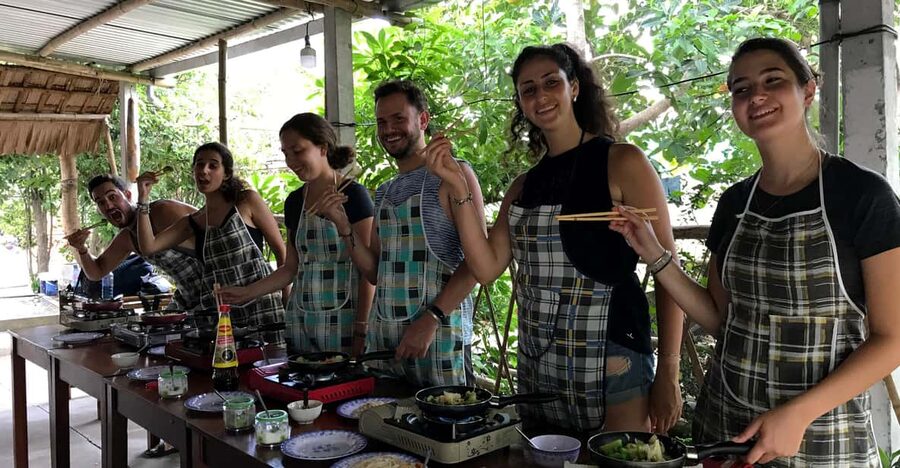 Hoi An : Vegan Cooking Class - Market & Coconut Basket Boat - The Vegan Stilt-House Cooking Class: 4 Courses You Can Recreate