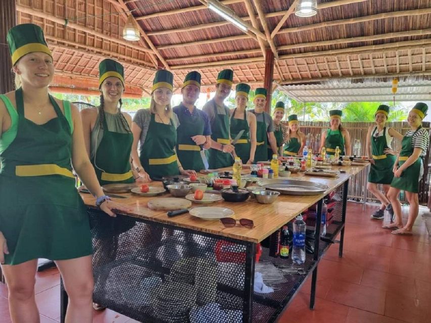 Hoi An : Vegetarian Cooking Class W Bamboo Basket Boat Tour - From hotel pickup to the herb-and-spice market