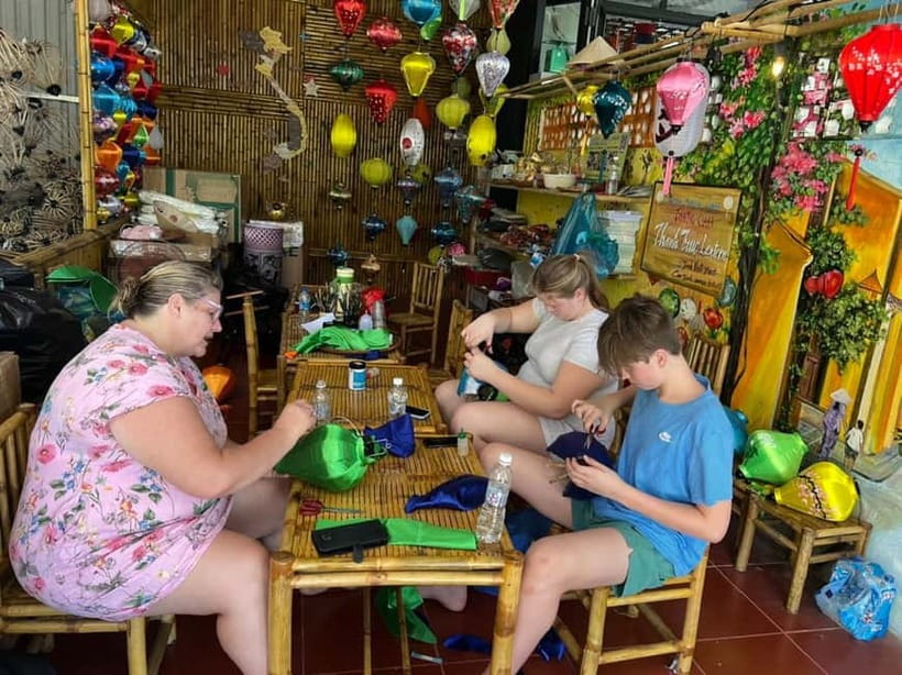 Hoi An: Vietnamese Foldable Lantern Making Workshops - Learning the Craft the Easy Way: Guidance That Keeps You Moving