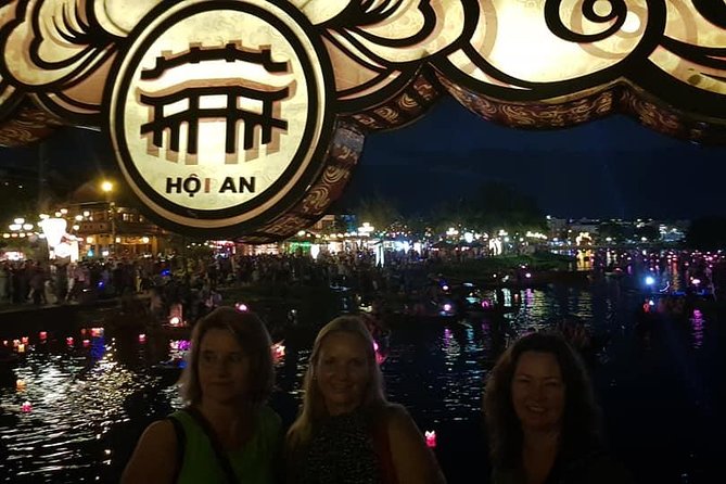 Hoi An Walking City Afternoon & Evening- Night Market- Boat ride - Japanese Covered Bridge: quick visit, big symbol