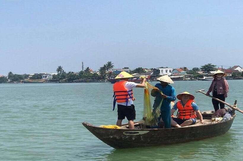 Hoi An Wet Rice Farming Tour-Basket Boat Tour Fishing-Lunch - Meeting Local Fishermen Before the Boat Work
