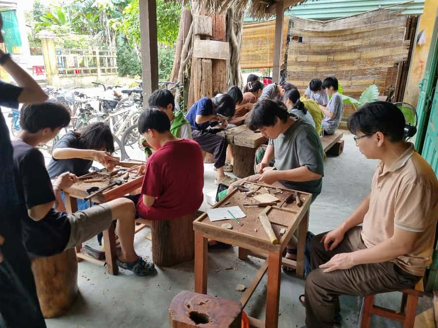 Hoi An: Wood Carving Workshop with Local Craftsmen - Kim Bong carpentry village: your workshop address in central Hoi An