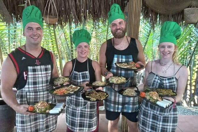 HoiAn:Making Lantern & Cooking Class-BasketBoat Ride,Crab fishing - Crab fishing with a local fisherman: purple crab dinner starts here