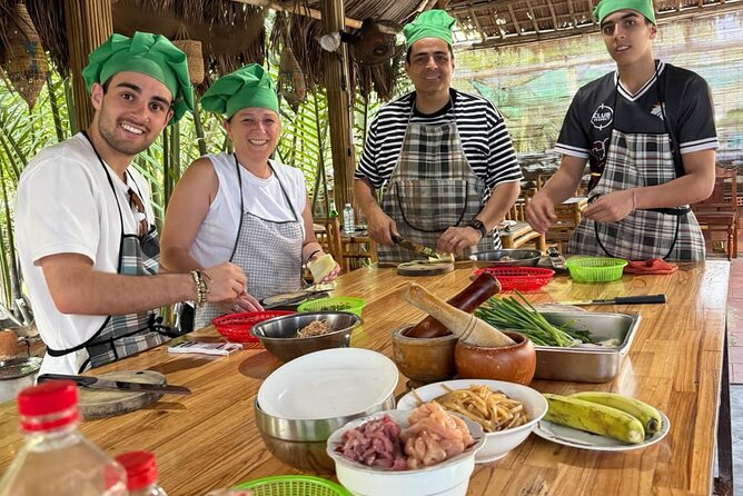 HoiAn:Making Lantern & Cooking Class-BasketBoat Ride,Crab fishing - Hotel pickup and the Hoi An market ingredient mission