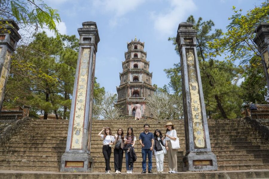 Hue City Tour Full Day - Depart from Da Nang / Hoi An - What the guides do best on this tour (and why it matters)