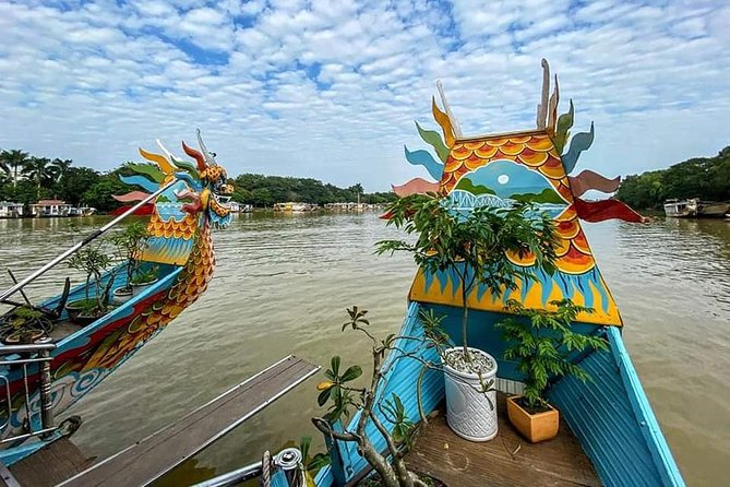 Hue City Tour via Hai Van Pass - Private Guided Tour - Thien Mu Pagoda: the unofficial Hue symbol with a hard-edged story