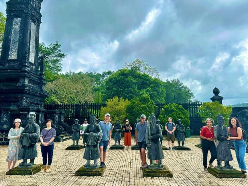 Hue Full-Day Tour from Da Nang/Hoi An with Imperial City - Small-group, English guide, and how to get better photos