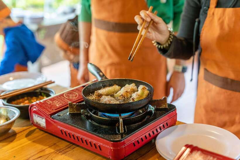 Mad Monkey Hoi An Cooking Class & Bamboo Boats - Cam Thanh Bamboo Basket Boats: Fun, Traditions, and Optional Chaos