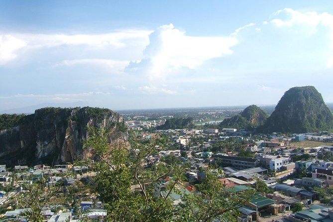 Marble mountain, Am Phu cave and Monkey mountains group tour - Lunch with a Local Family and the Pace of a Group Day