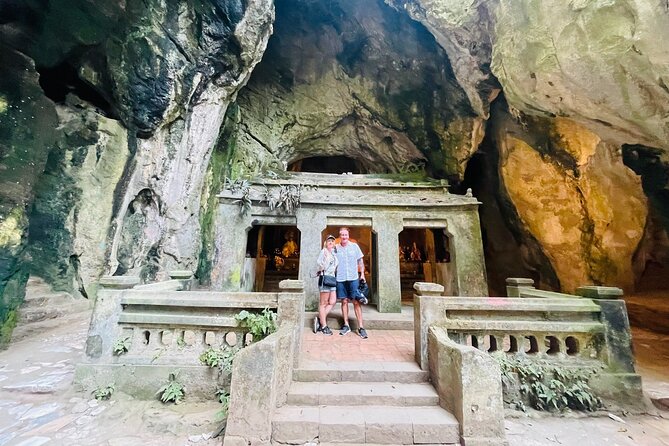 Marble Mountain-Monkey Mountain( Lady Buddha)- Private Tour - Stone crafts at the foot of Marble Mountain (where the culture starts)