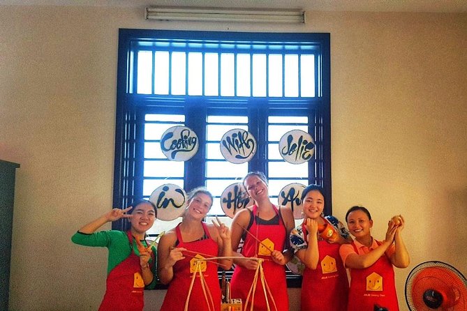 Market- Coffee- Cooking class in Hoi An (JHA2) - A small-group Hoi An cooking class that starts at the market