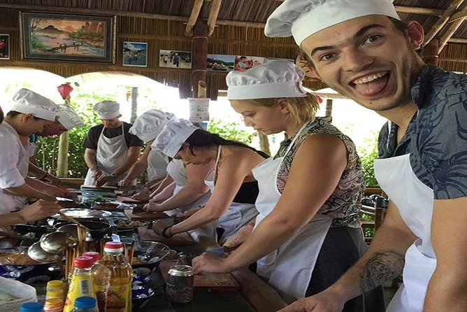 Market Tour , Basket Boat and Cooking Class Hoi An - The ride through rice fields to the Cua Dai area