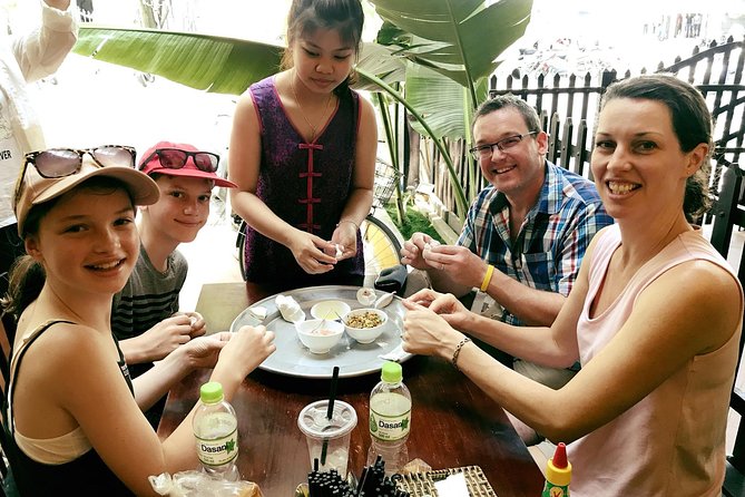 Morning food tour: 11 dishes, white rose making and foot massage - A Morning Walk That Starts at White Rose Restaurant