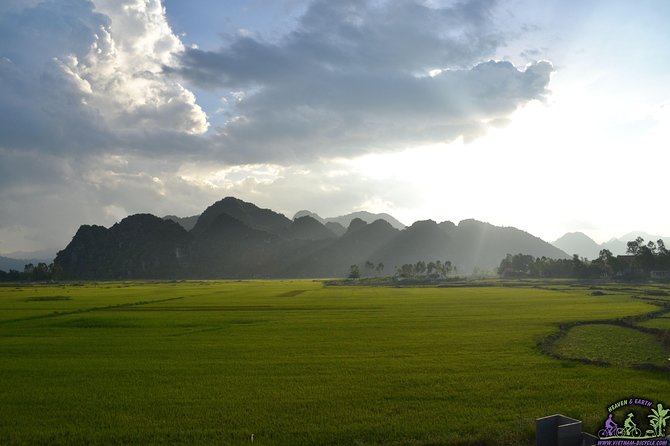 Mountain Bike Riding from Hoi An - Getting out of Hoi An’s tourist lanes on two wheels