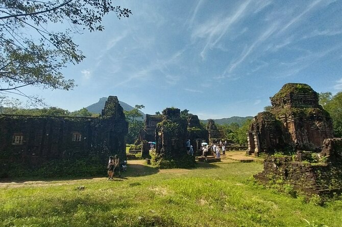My Son Sanctuary and Boat Trip Sunset private Tour - Thu Bon River boat trip: the calm payoff