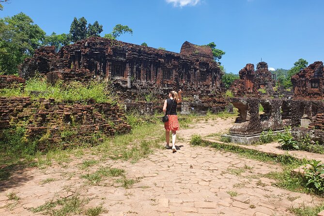 My Son Sanctuary Discovery Half day Private Tour - Cham Music and Dance: Where Culture Becomes More Than Stone