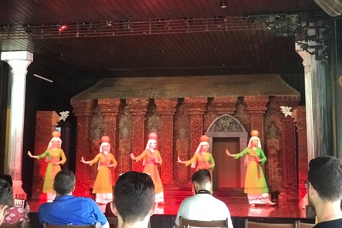 My Son sanctuary half day private Tour - Timing tricks: how to get quieter moments and still be back in Hoi An