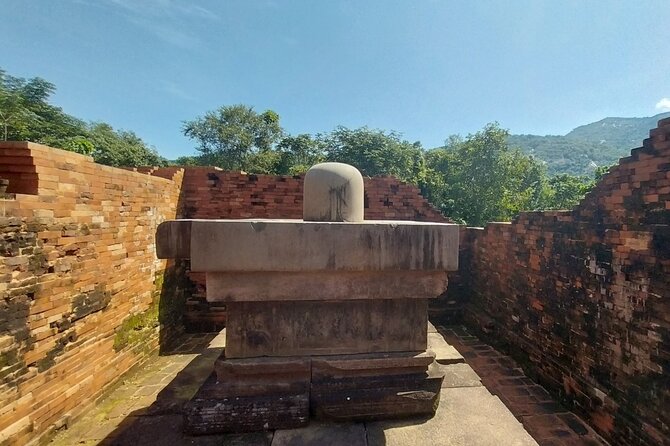 My Son Sanctuary Morning Tour & Early Morning with Boat Trip - First stop at My Sơn: seeing the temples with context