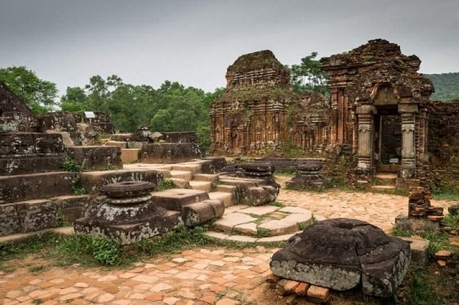 My Son Sanctuary Private Tour - Cham dance in the theatre: a better way to understand the Cham people