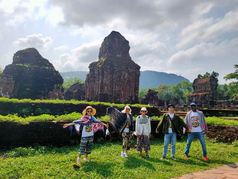 MY SON SANCTUARY - RICE PAPER MAKING DELUXE TOUR FROM DANANG - Rice Paper Making at a Local House: Hands-On, Not Just Watching