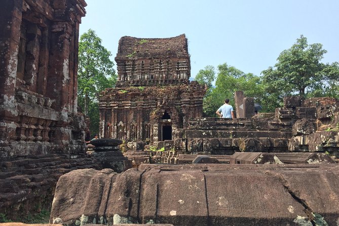 My Son Sanctuary - small group tour and Thu Bon river cruising - Choosing your return style: car/van or half-way boat option