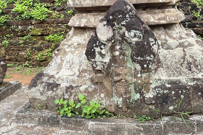 My Son Sanctuary Small-Group Trip From Hoi An - The guided walk at My Son Sanctuary: what to expect on the ground