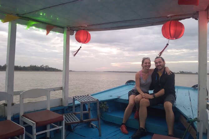 My Son Sanctuary Sunset with insider guide and BBQ boat trip - The Cham performance: what it adds to the temple visit