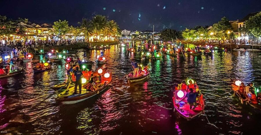 Night Boat Trip and Floating Lantern on Hoai River Hoi An - Entering Hoi An’s Night Rhythm From the Hoai River