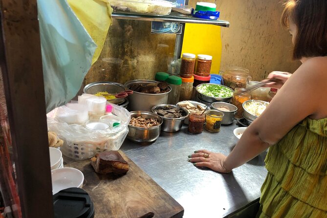 Night Life Street Food Tours Hoi An - Practical tips for enjoying the walk (and not getting stuck)