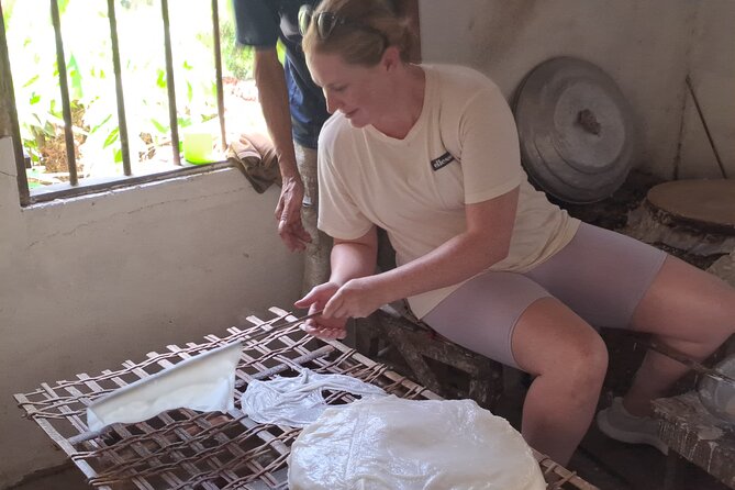 Private Boat to Hoi An Craft Villages-Pottery, Carpentry village - Thanh Ha Pottery Village: tiles, decorative pottery, and your own piece