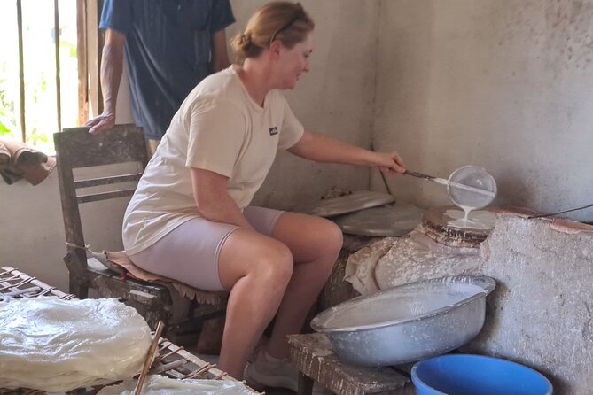 Private Boat to Hoi An Craft Villages-Pottery, Carpentry village - Your guide’s role: explanations that make craft feel practical