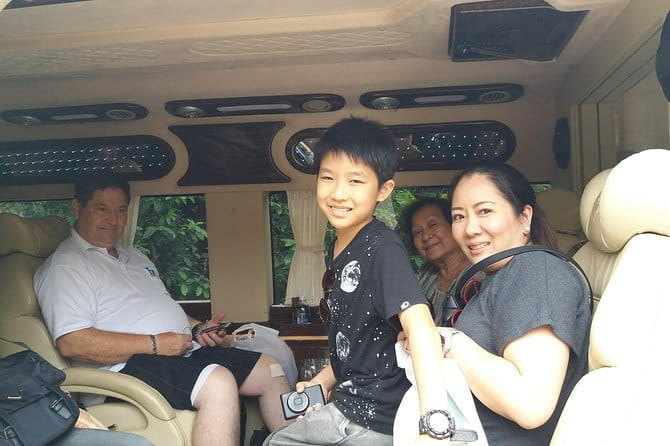 Private Car from Hoi An to Golden Bridge and Back - Golden Bridge first: the iconic photo moment