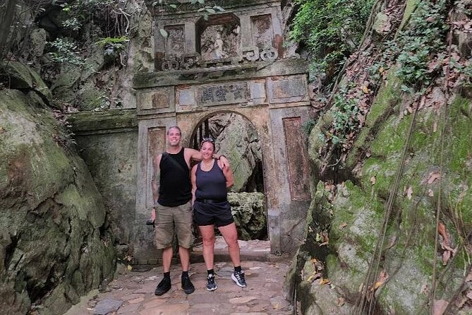 PRIVATE GuidedTOUR to Marble Mountain-Am Phu Cave-Monkey Mountain - Practical Comfort: Shoes, Heat, and How to Move Through the Stops