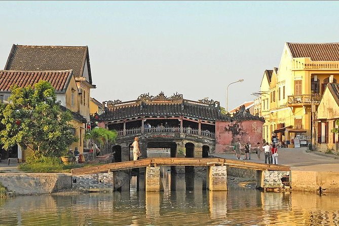 Private Half-Day Tour of Hoi An Ancient Town - The Ancient Town walk: Covered Bridge, assembly halls, and the street clues