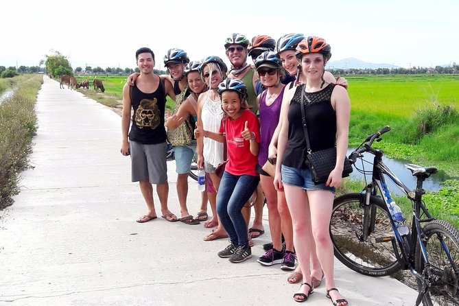 Private Hoi An Bike, Thu Bon River Cruise & Dinner Experience - Thu Bon River Cruise: Sunset, City Lights, and Quiet Time
