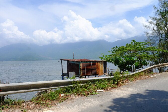 Private Hoi An or Da Nang to Hue By Motorbike via Hai Van Pass - Suoi Mo Waterfall: cool down at the foot of Bach Ma